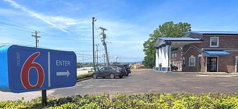 Motel 6-East Ridge, TN