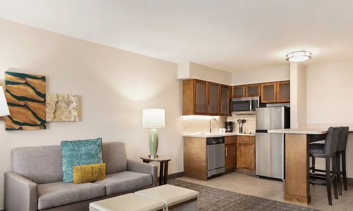 Staybridge Suites Fort Wayne an IHG Hotel