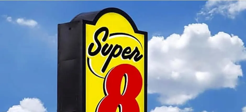 Super 8 by Wyndham Rockford South