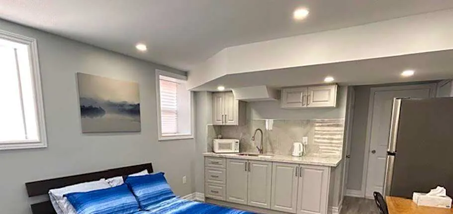 Studio in Whitby - Bright & Modern