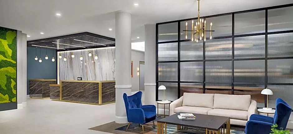 DoubleTree by Hilton Charlotte City Center