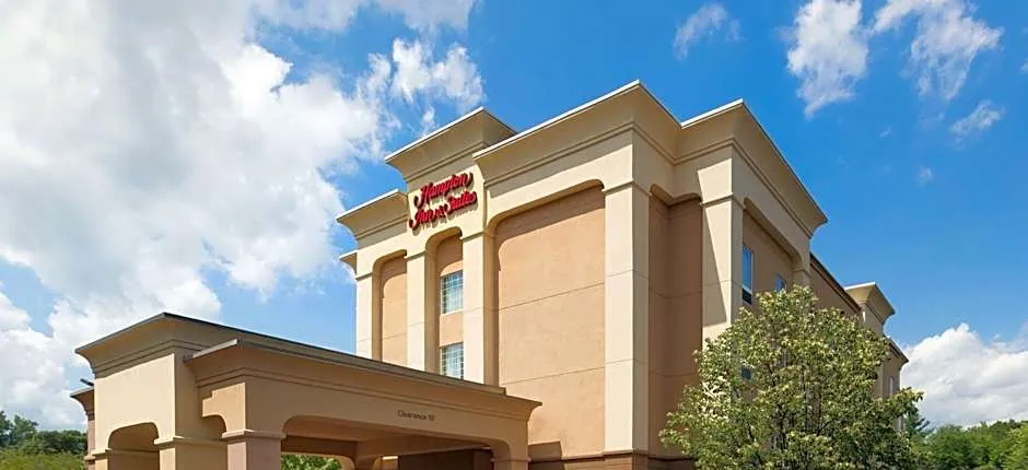 Hampton Inn By Hilton & Suites Greenfield