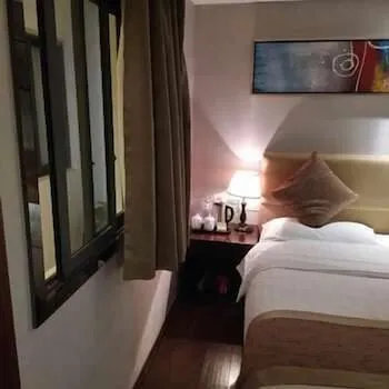 Chongqing Zilaike Hotel Jiefangbei Branch