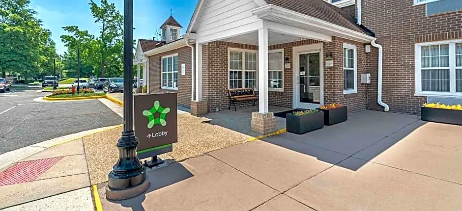 Extended Stay America Suites - Norfolk - Virginia Beach