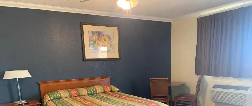 Budget Inn & Suites