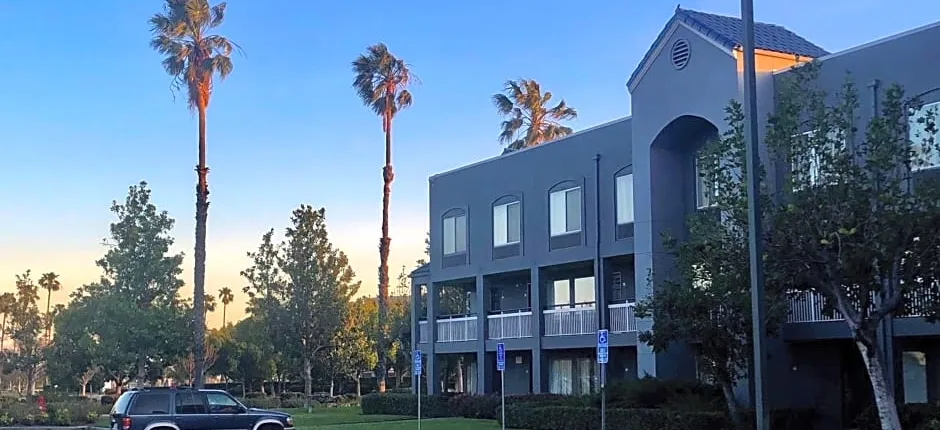 SureStay Hotel by Best Western Ontario Airport