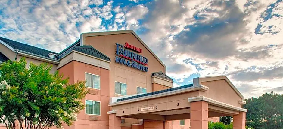 Fairfield Inn & Suites by Marriott Emporia I-95