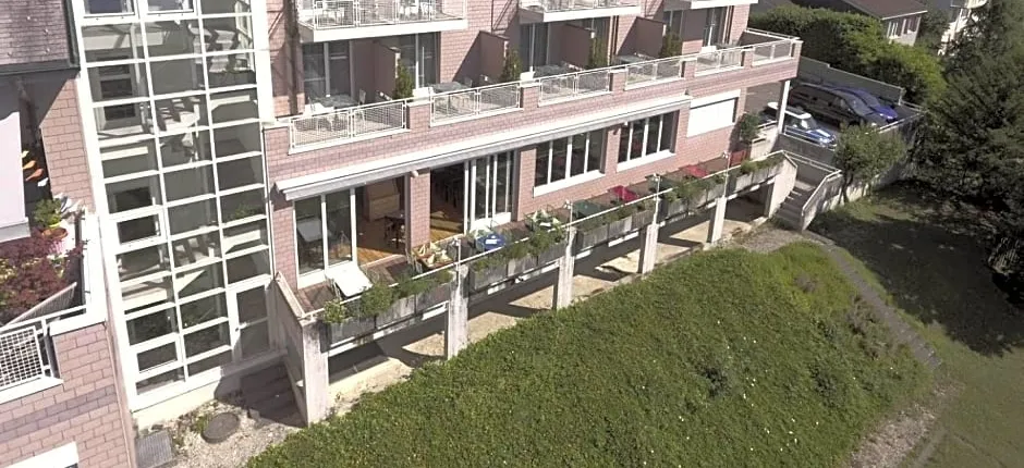 Ascott Hotel & Restaurant