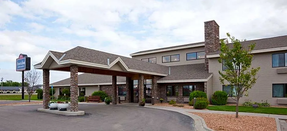 AmericInn by Wyndham Thief River Falls