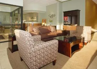 Quality Suites Central