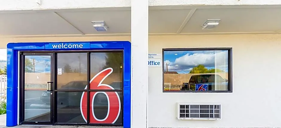 Motel 6-Klamath Falls, OR