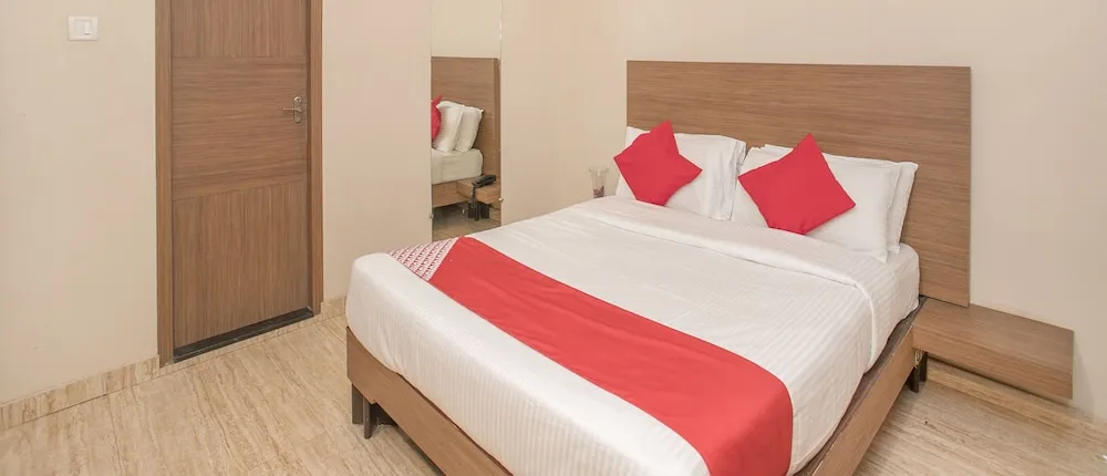 OYO 10722 Simera Service Apartments