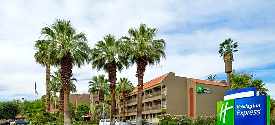 Holiday Inn Express Palm Desert By IHG