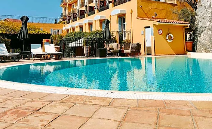 Hôtel La Pérouse Nice Baie des Anges - Recently fully renovated
