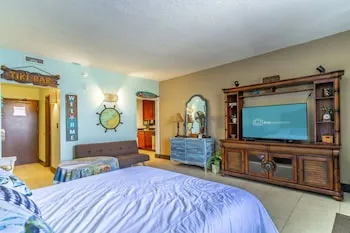 301 Little Harbor Inn