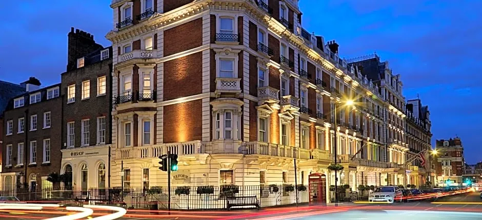 The Mandeville Hotel