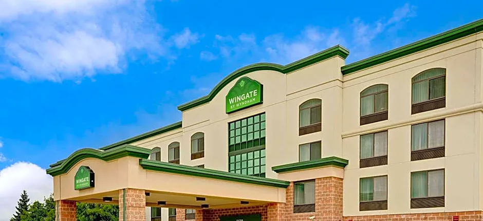 Wingate By Wyndham Fargo