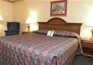 Holiday Inn Express Boston-Milford