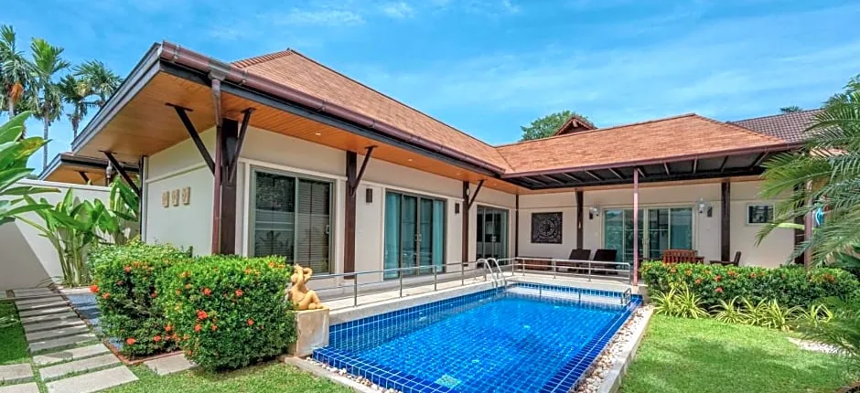 Niche Villas by TropicLook
