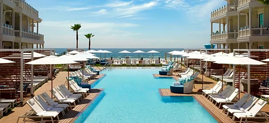 Shore House at The Del, LXR Hotels & Resorts