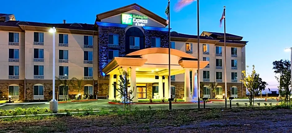 Holiday Inn Express & Suites Fresno Northwest-Herndon By IHG