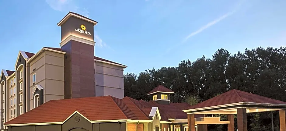 La Quinta Inn & Suites by Wyndham Atlanta Alpharetta