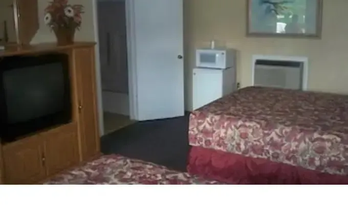 Catalina Airport Motel