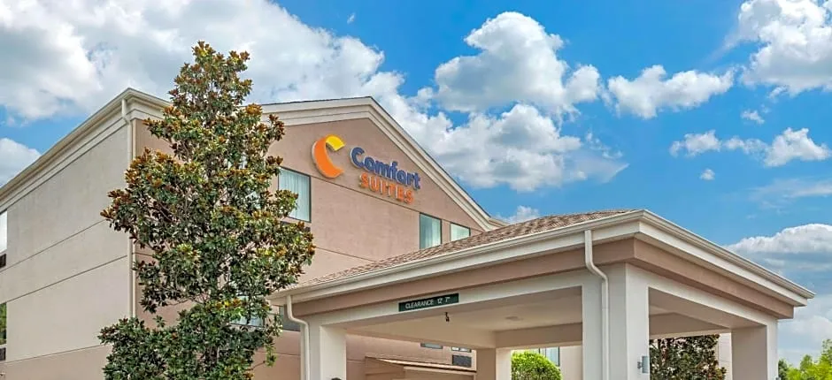 Comfort Suites