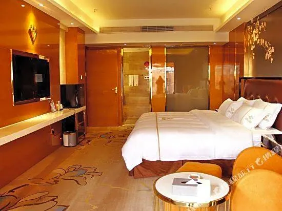 the Diamond Hotel