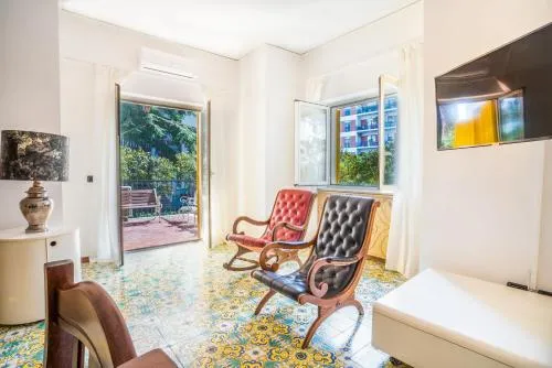Sorrento Pool Apartment