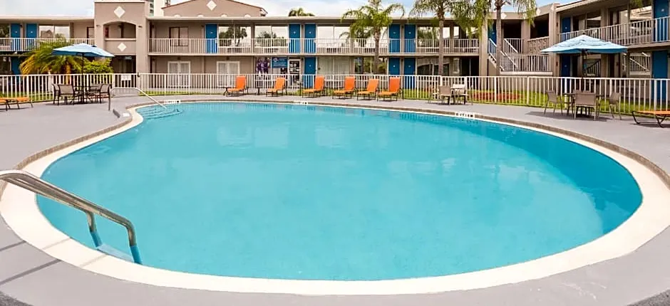 Howard Johnson by Wyndham Orlando-International Drive