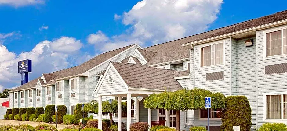 Microtel Inn & Suites By Wyndham Wellsville