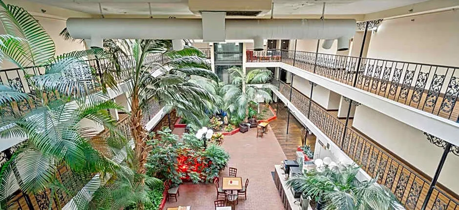 Coratel Plus Suites Wichita West Airport