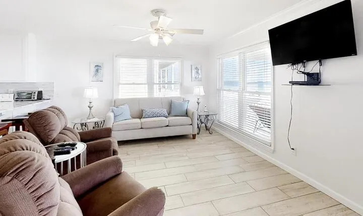 Ala. White Sands by Meyer Vacation Rentals