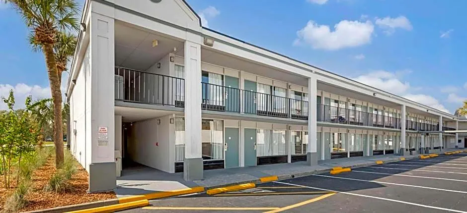 Rodeway Inn