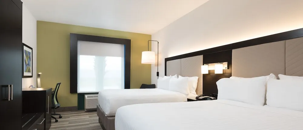 Holiday Inn Ex Hotel & Suites Florence I-95 & I-20 Civic Ctr, an IHG Hotel