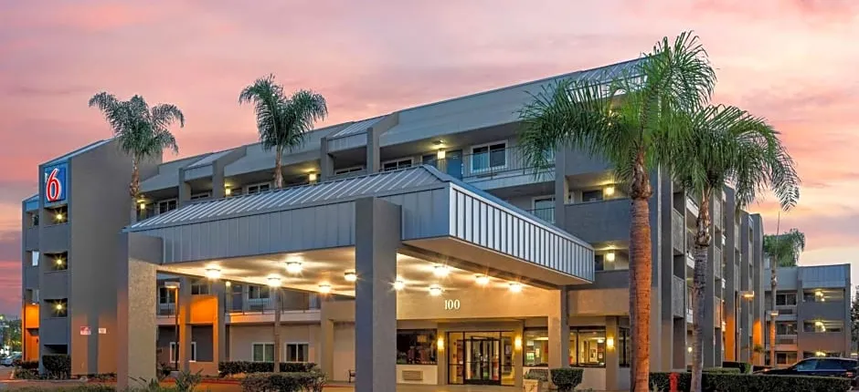 Motel 6 Anaheim Maingate
