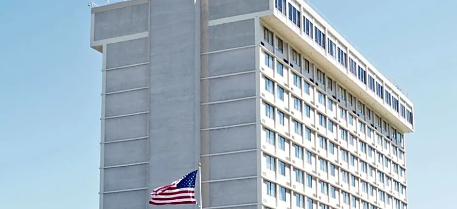 Ramada by Wyndham North Bergen