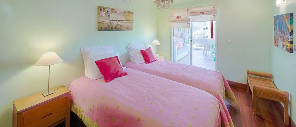 Villa Dreamin Blue