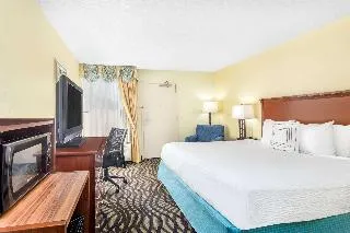 Baymont Inn and Suites Savannah Midtown
