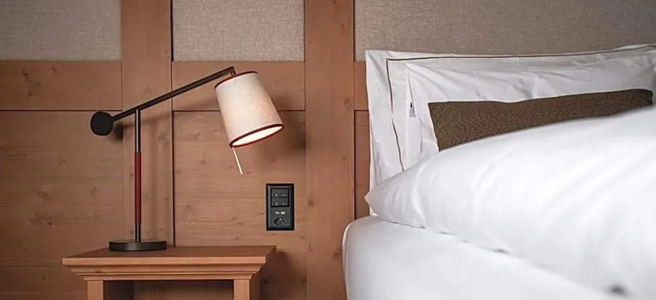 The Glacier Hotel - ex Eurotel Victoria -