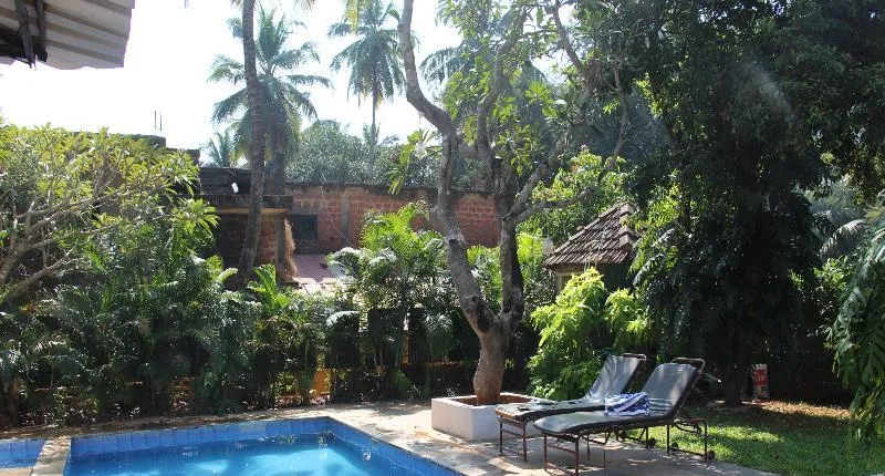BANYAN TREE COURTYARD