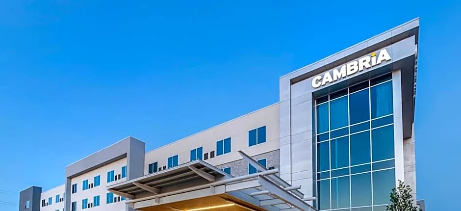Cambria Hotel Waco University Riverfront