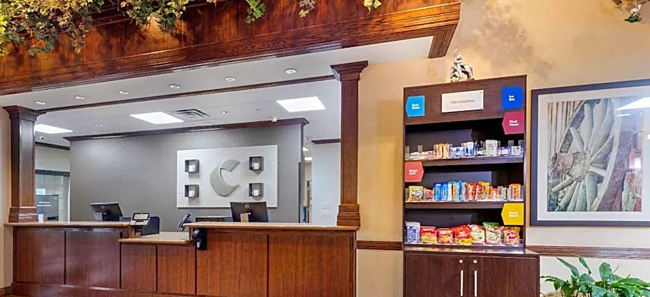 Comfort Suites Marshall