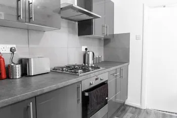 Apollocruz Scorton House, Liverpool