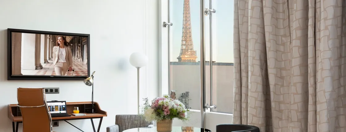 La Clef Tour Eiffel Paris