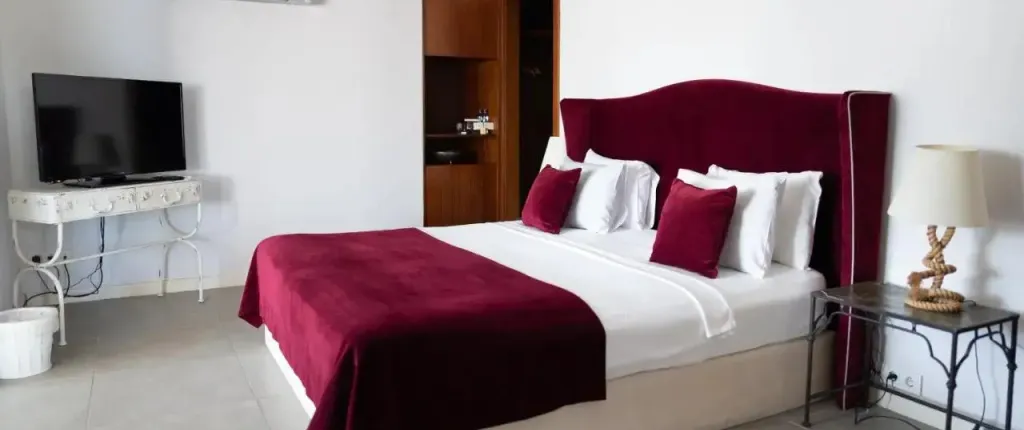 No81 Hotel