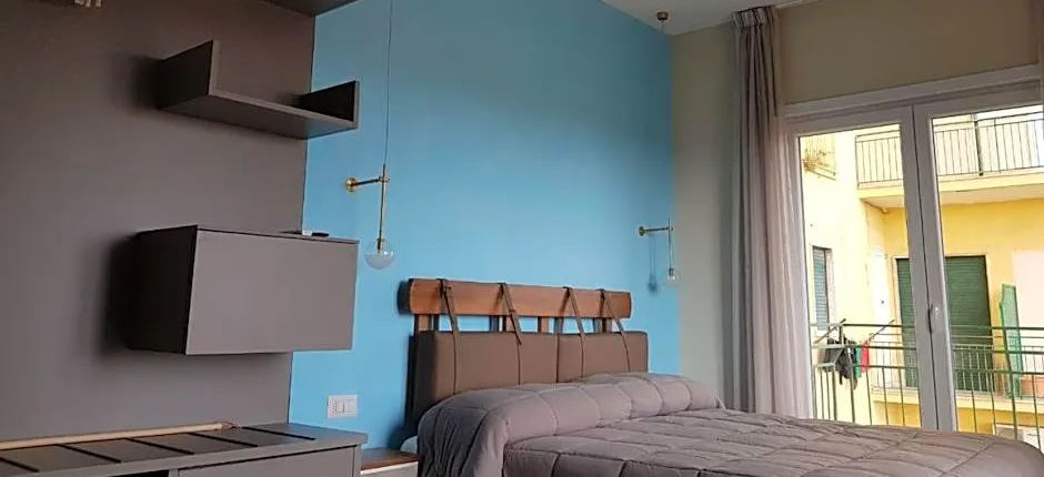 Euforia Napoli - Tre Sedi - Three Locations