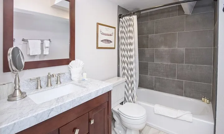 Vantage Point Condo 411