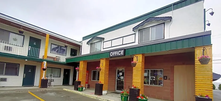 Kootenay Country Inn